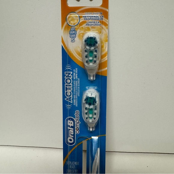 Oral-B Action Replacement Head Soft - Picture 2 of 3